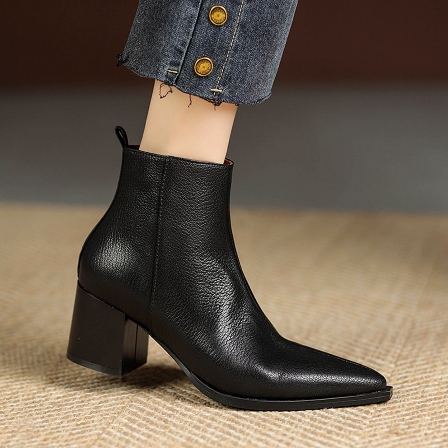 Autumn And Winter Women's Simple Leather Boots