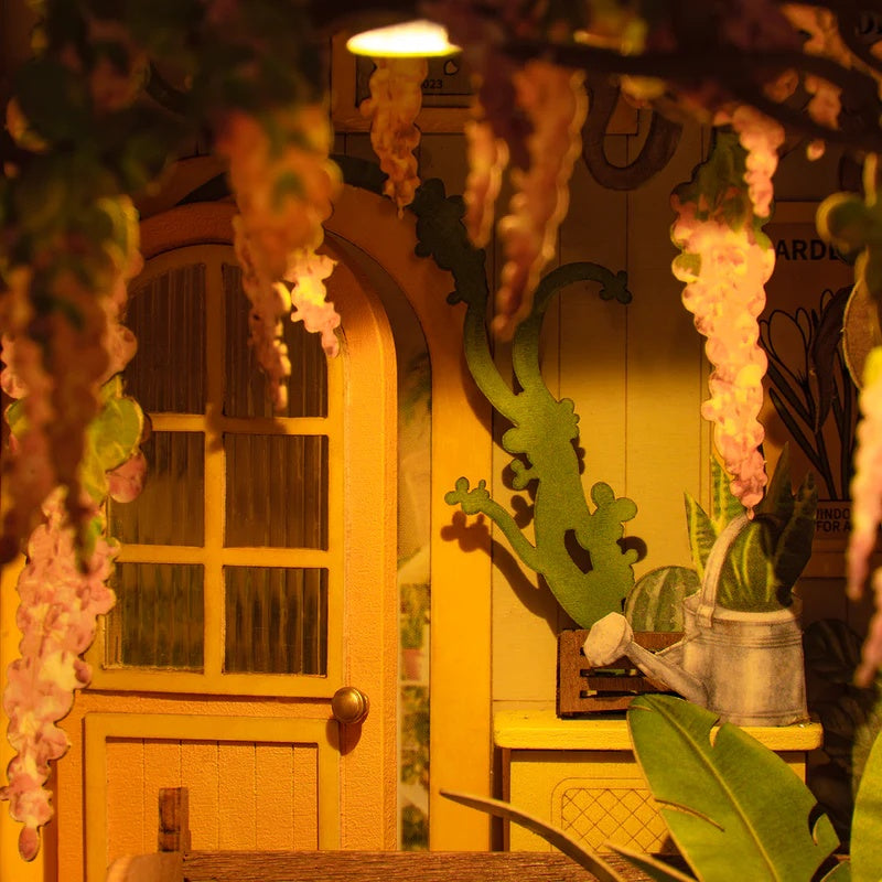 Rolife Holiday Garden House DIY Book Nook Kit, Only Supports TK And Independent Sites